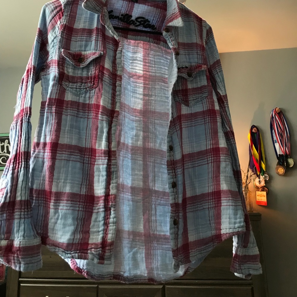 Button up - Picture 2 of 4